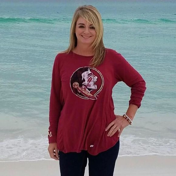 Meet your Posher, Cynthia - Picture 1 of 1